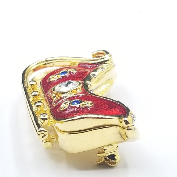 Vintage Holiday red enamel crystal sleigh brooch - Picture 2 of 10